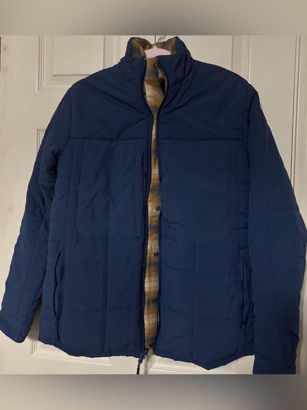 Magellan Outdoors Navy Quilted Puffer Jacket with Plaid Lining
